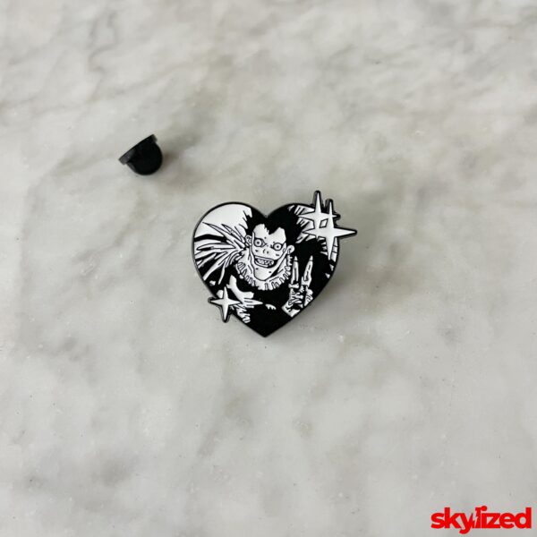 Ryuk Lapel Pin