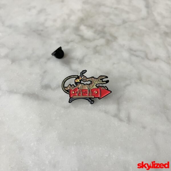 Wile E. Coyote Lapel Pin #2