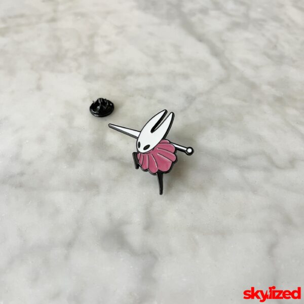 Hornet Lapel Pin
