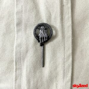 SK00318 Hand of King Lapel Pin